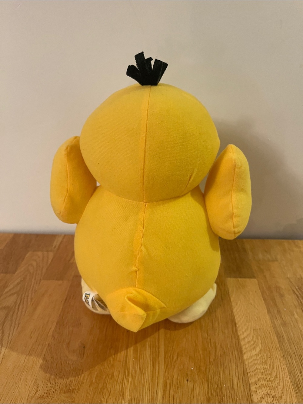Psyduck - Picture 2 of 3